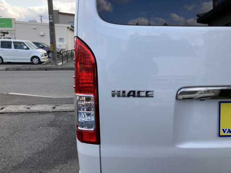 HIACE VAN