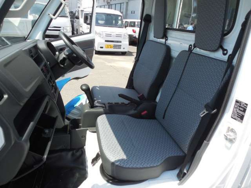 MINICAB TRUCK