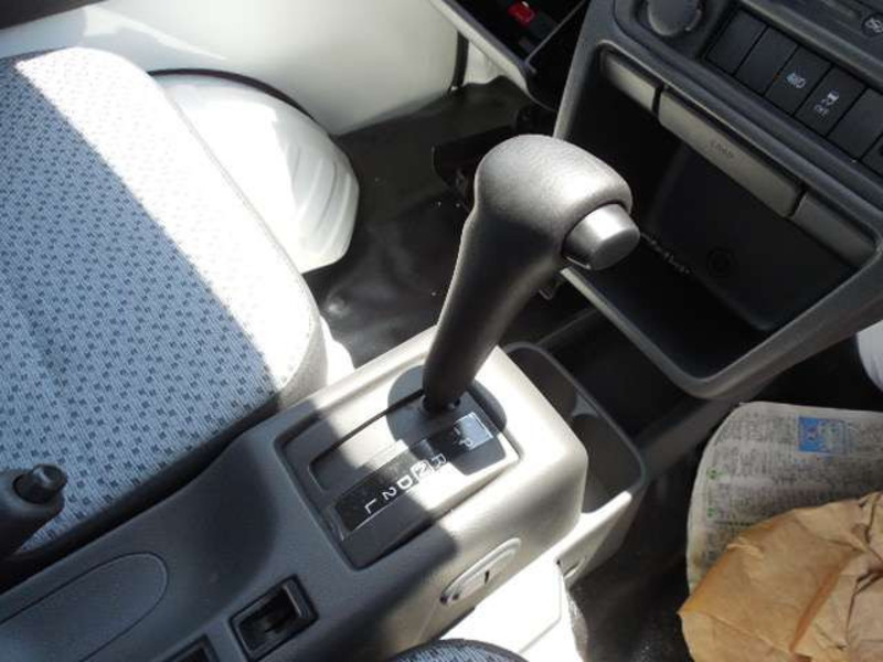 MINICAB TRUCK