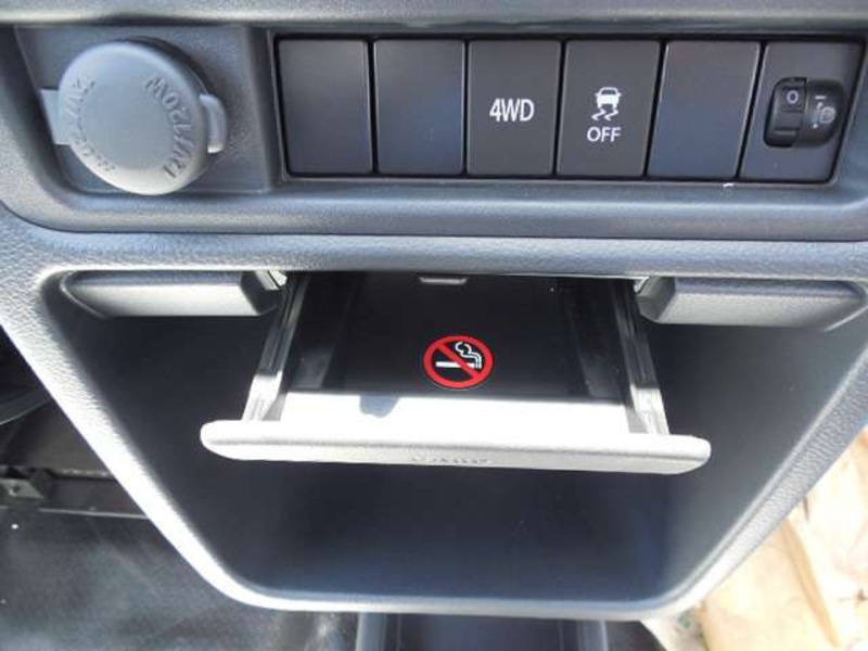MINICAB TRUCK