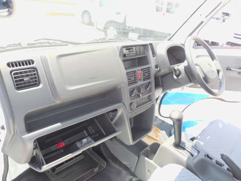 MINICAB TRUCK