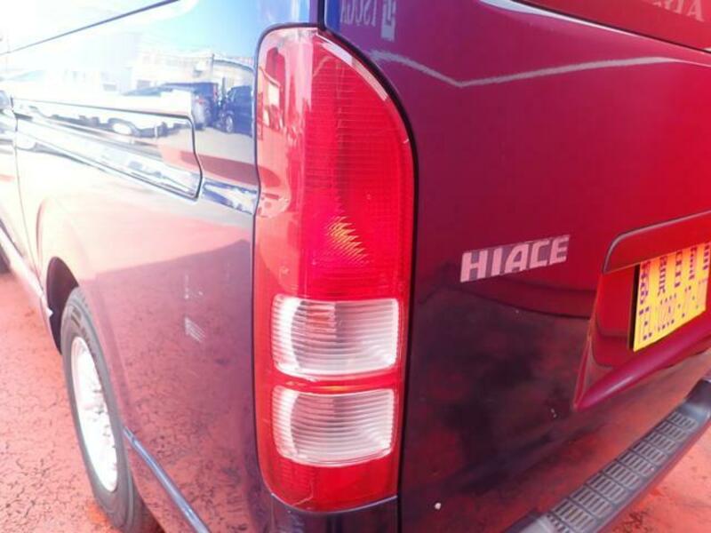 HIACE VAN