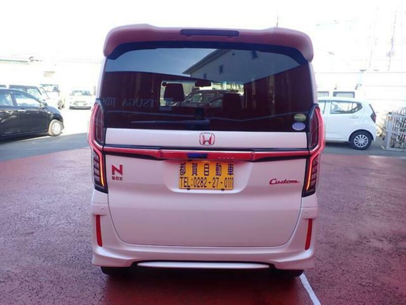 N BOX CUSTOM