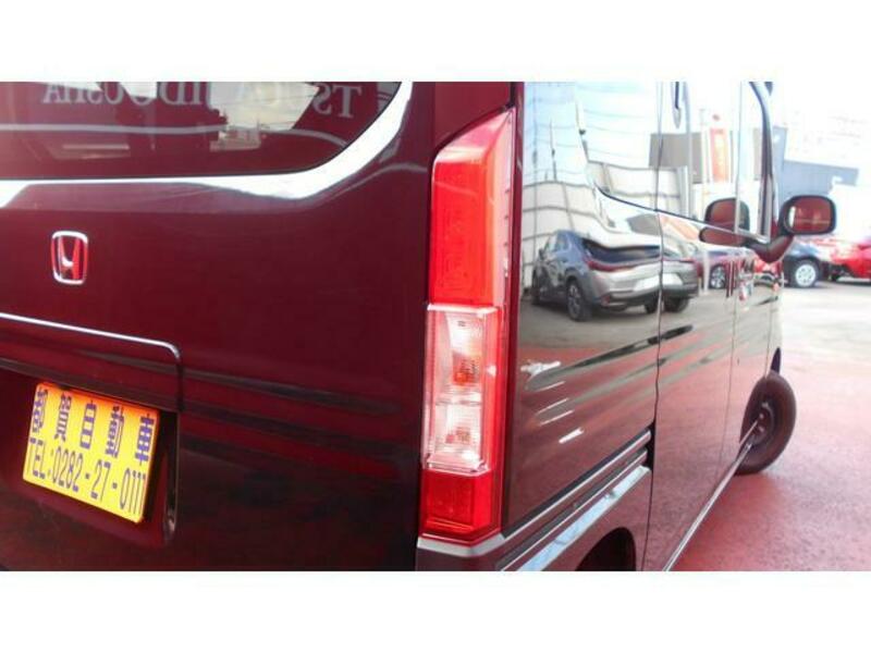 N-VAN