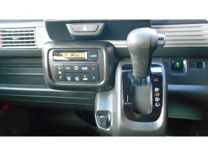 N-VAN
