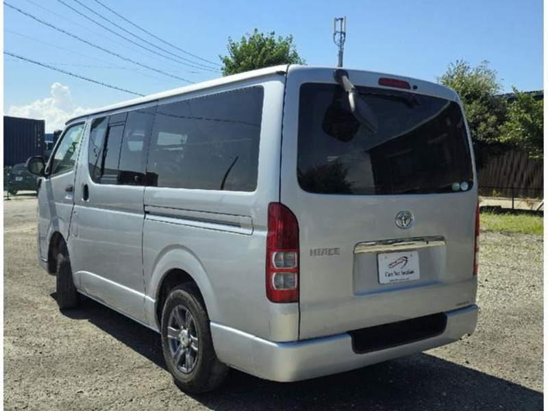 HIACE VAN
