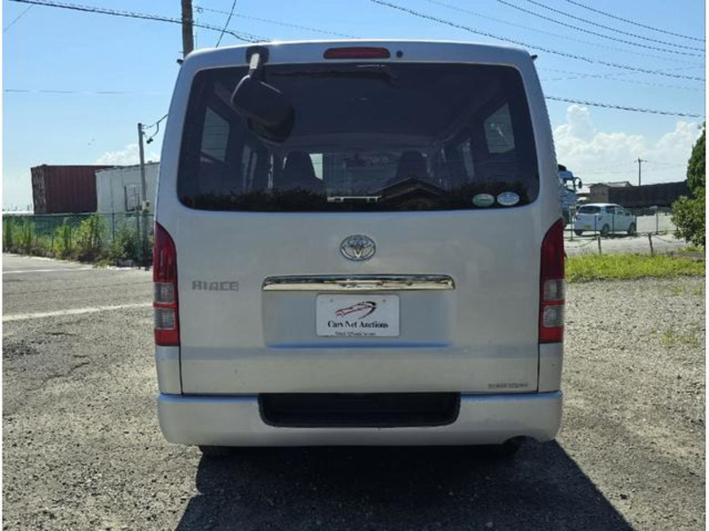 HIACE VAN