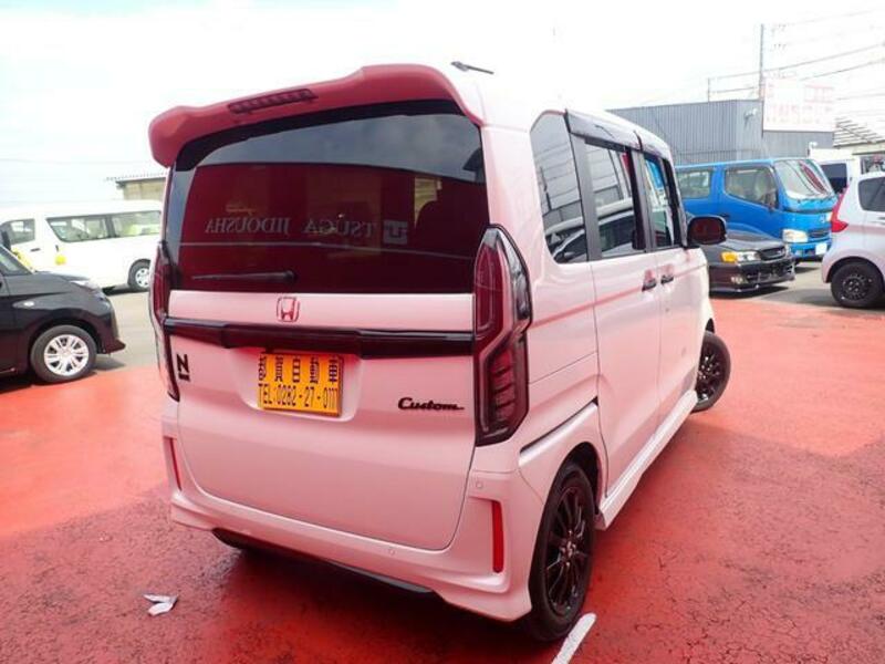 N BOX CUSTOM