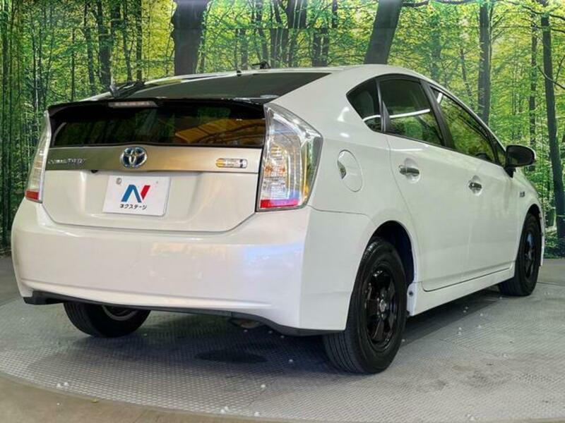 PRIUS PHV