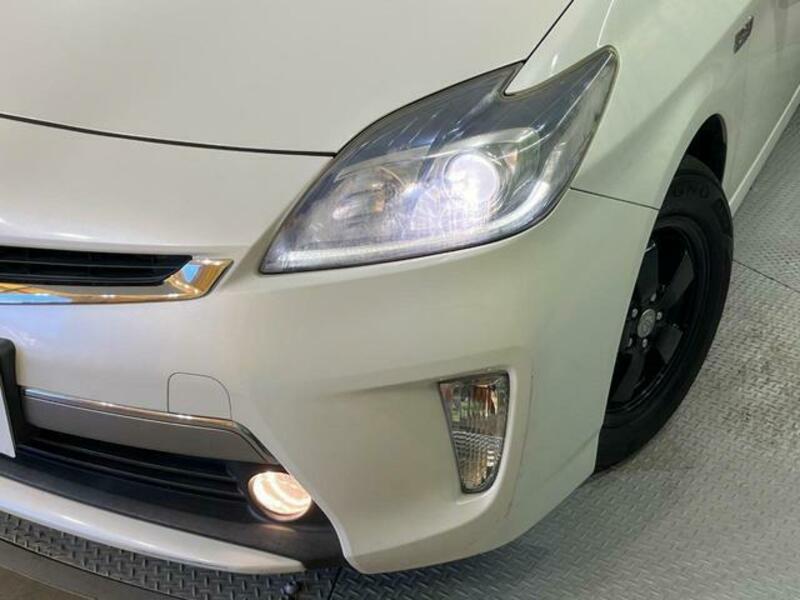 PRIUS PHV
