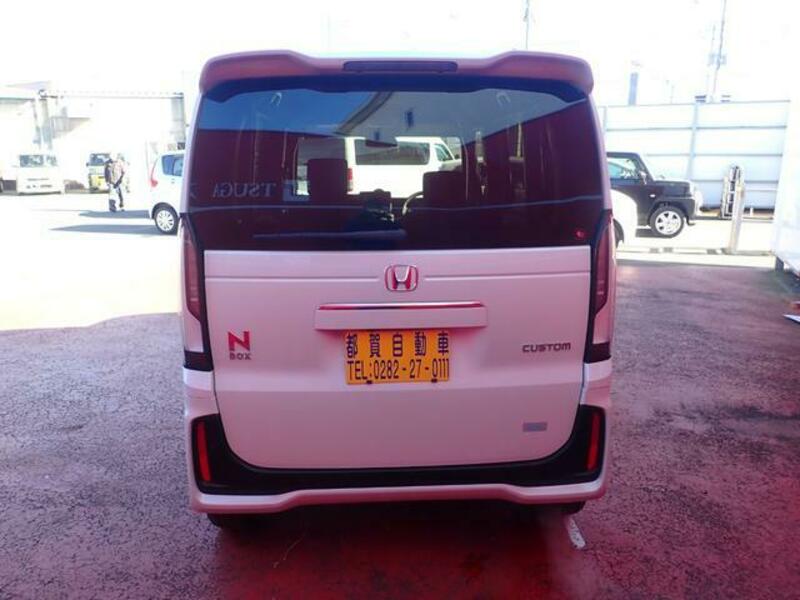 N BOX CUSTOM