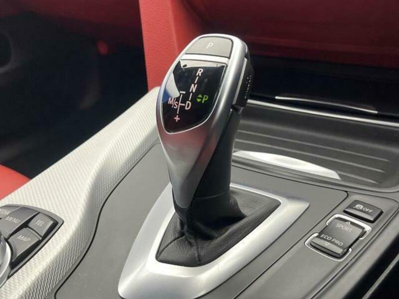 4 SERIES