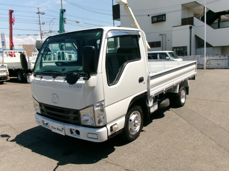 MAZDA TITAN