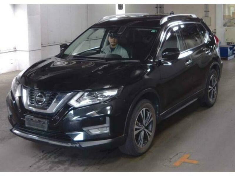 X-TRAIL