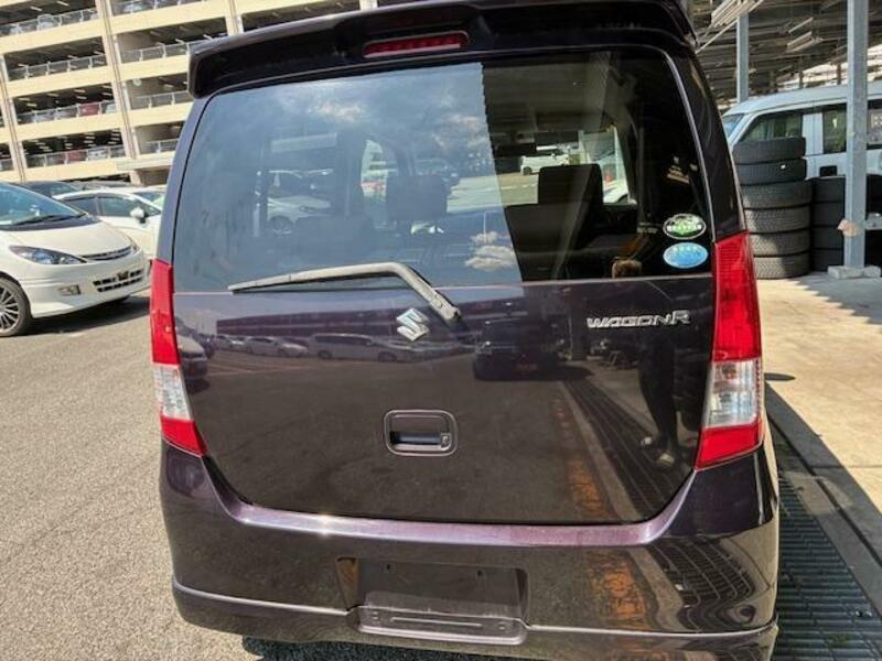 WAGON R