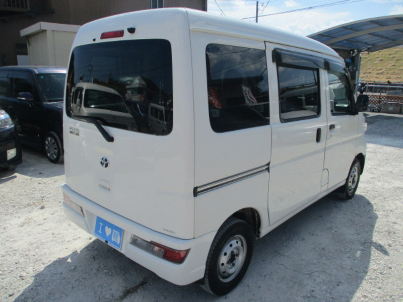 PIXIS VAN