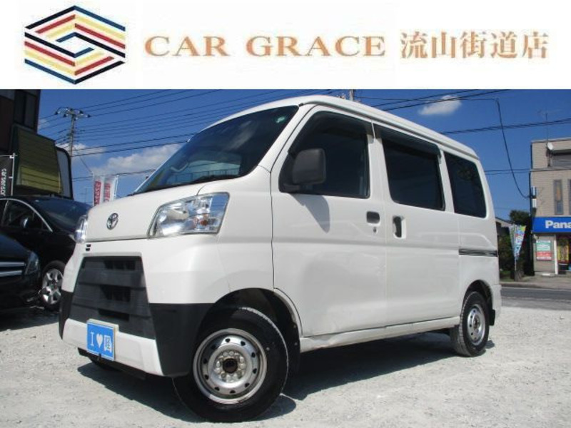 TOYOTA PIXIS VAN