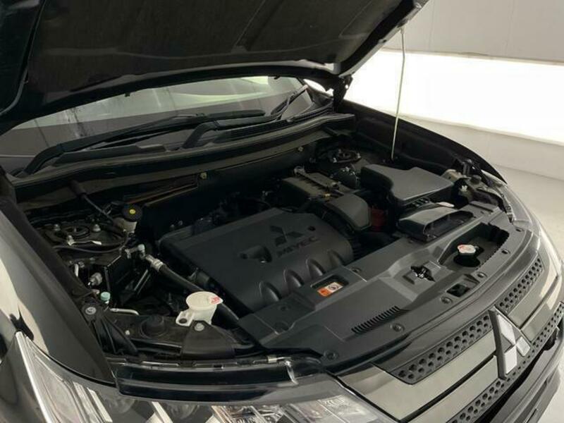 OUTLANDER