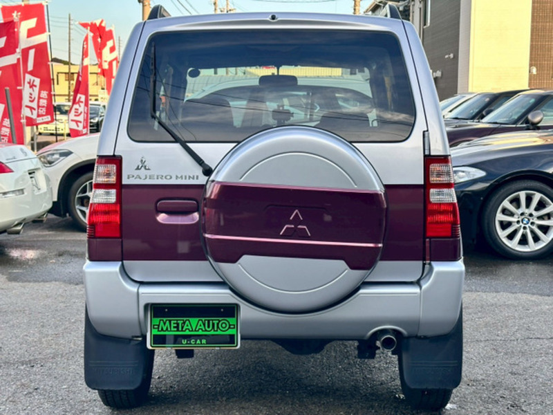 PAJERO MINI