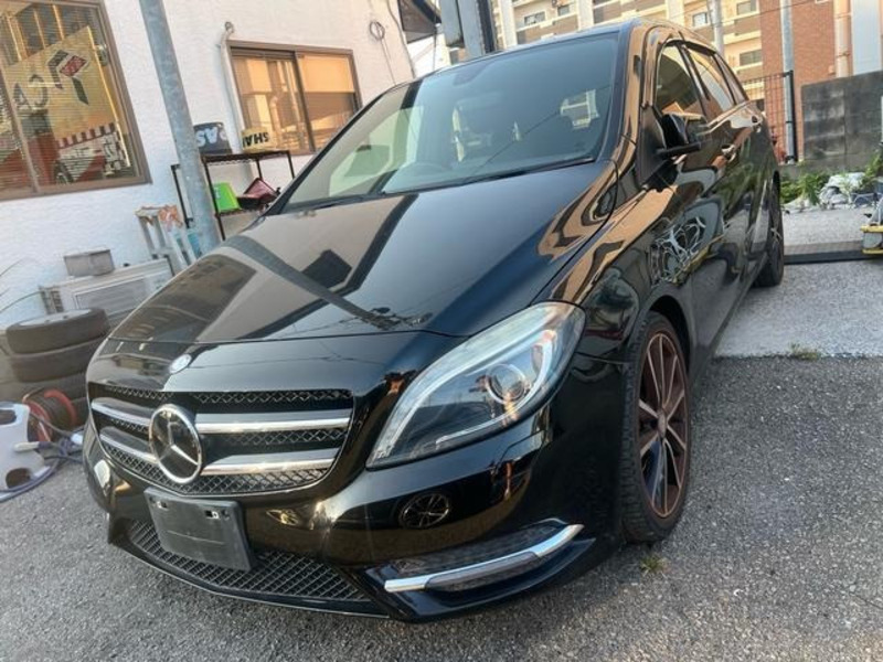 MERCEDES-BENZ B-CLASS