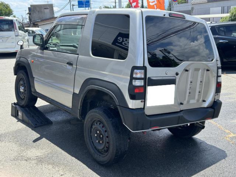 PAJERO MINI