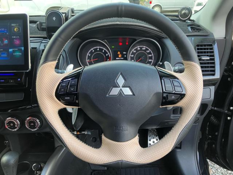 OUTLANDER