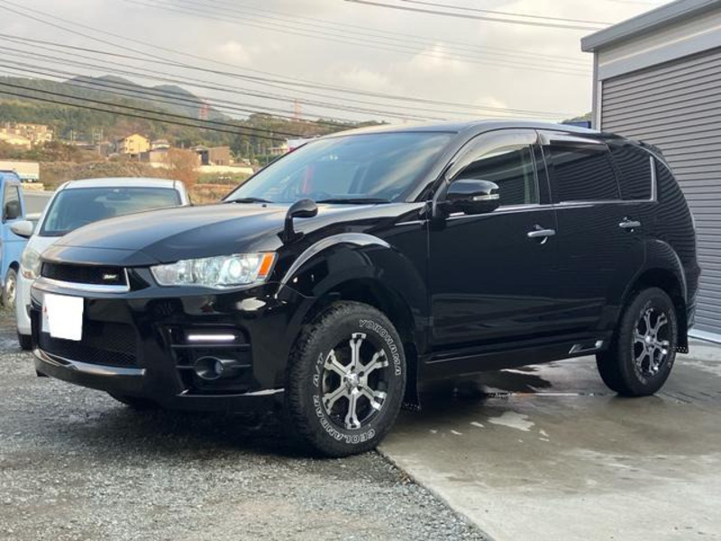 OUTLANDER