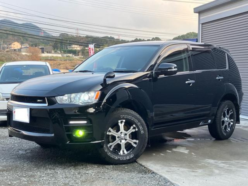 OUTLANDER-0