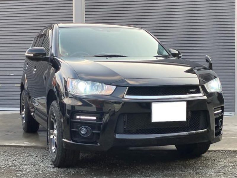 OUTLANDER