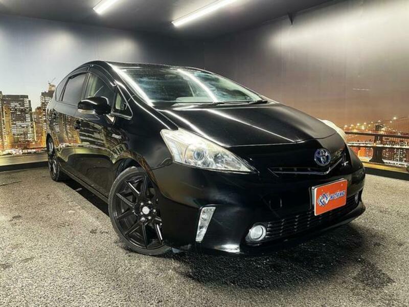 PRIUS ALPHA