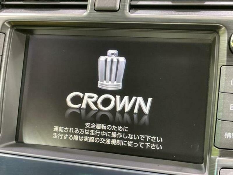 CROWN