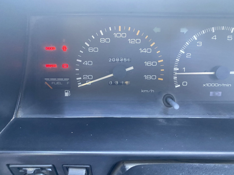 COROLLA LEVIN
