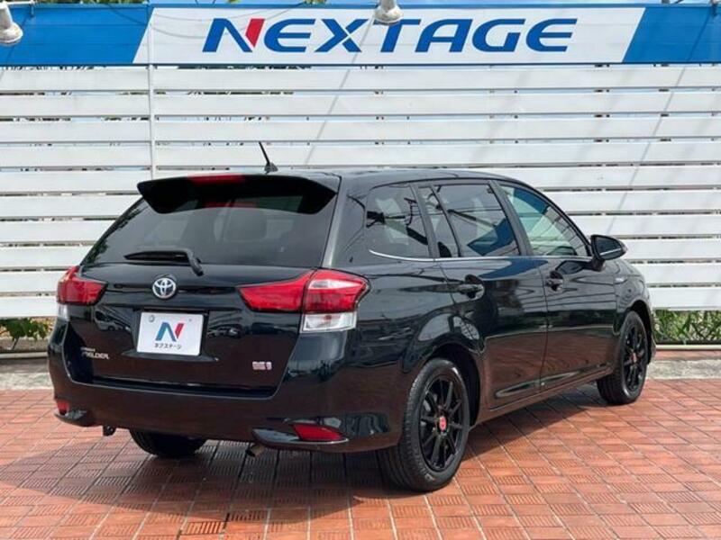 COROLLA FIELDER