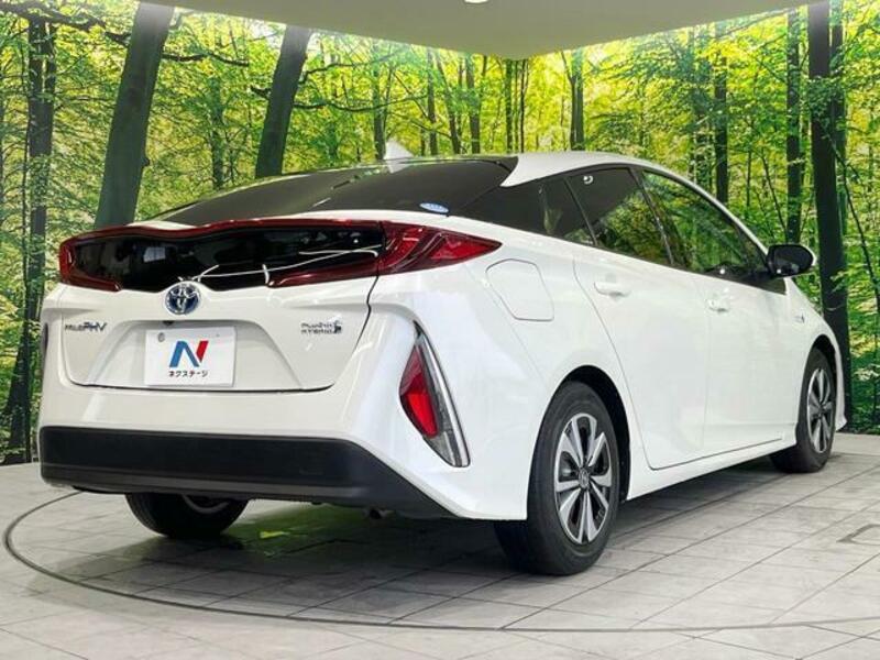 PRIUS PHV