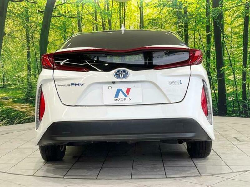 PRIUS PHV