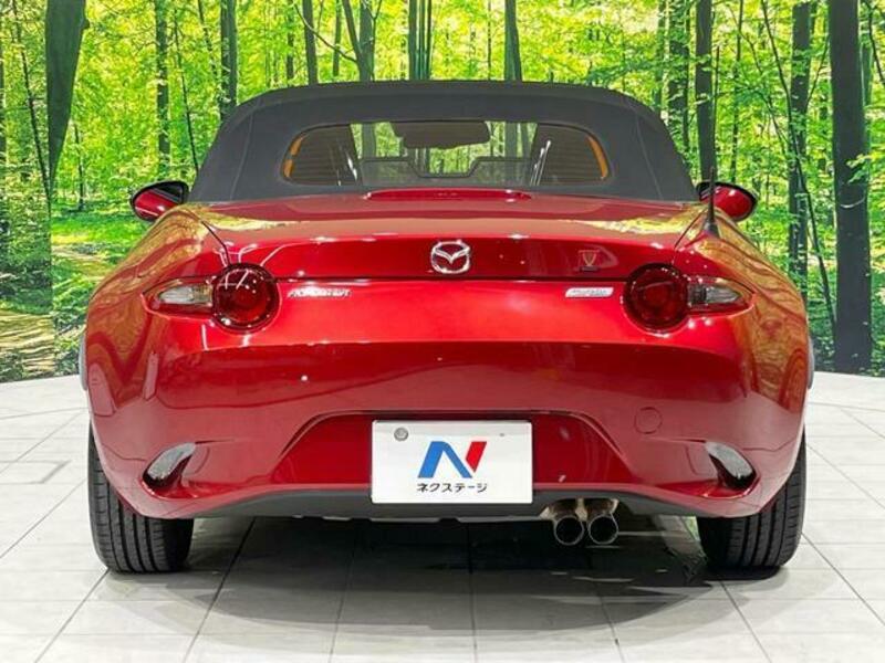 ROADSTER