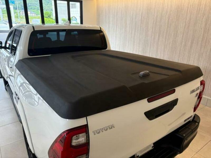 HILUX