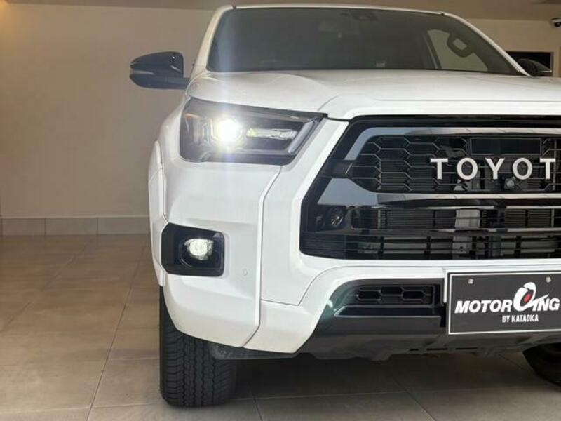 HILUX