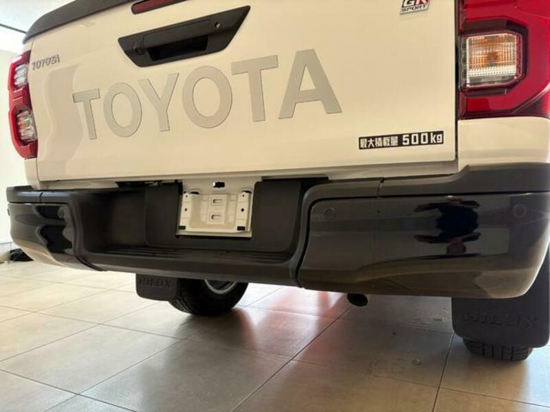 HILUX