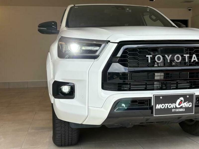 HILUX