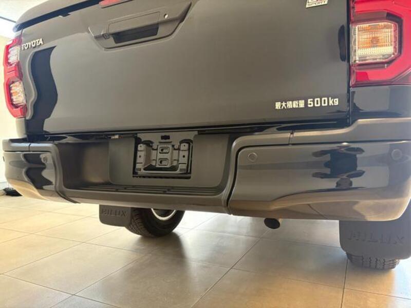 HILUX