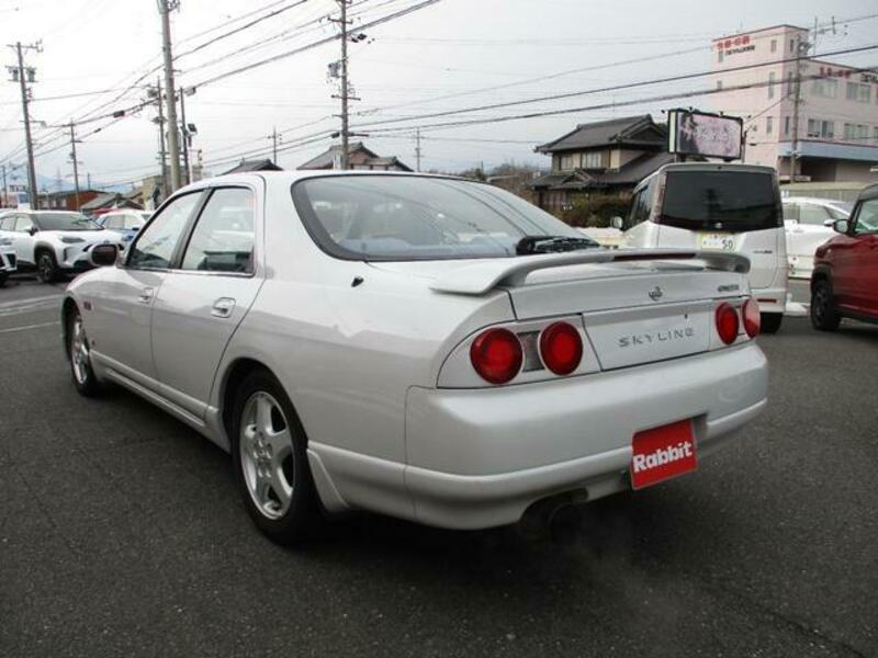 SKYLINE