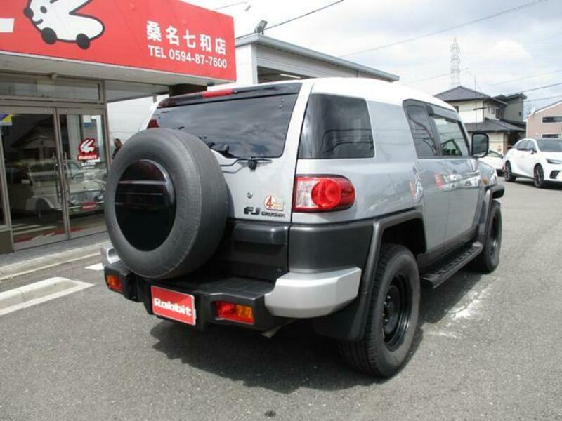 FJ CRUISER