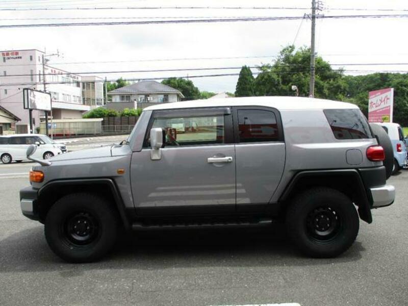 FJ CRUISER