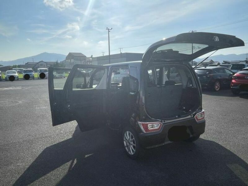 WAGON R