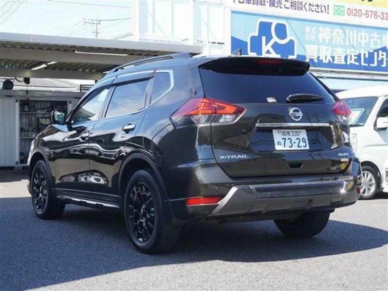 X-TRAIL