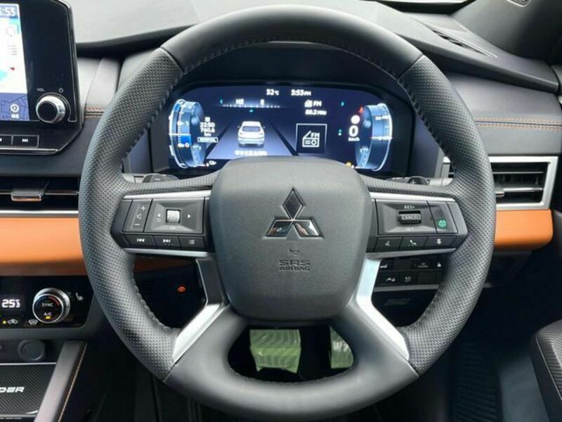 OUTLANDER PHEV