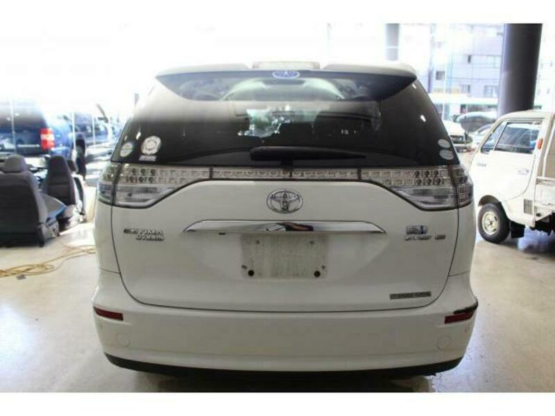ESTIMA HYBRID