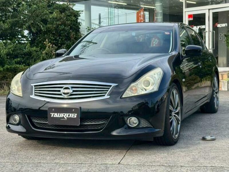 NISSAN SKYLINE