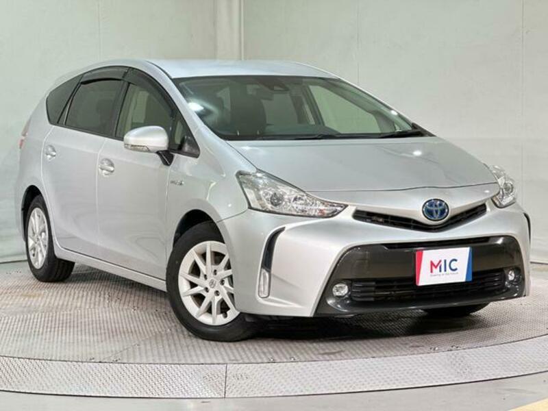 PRIUS ALPHA